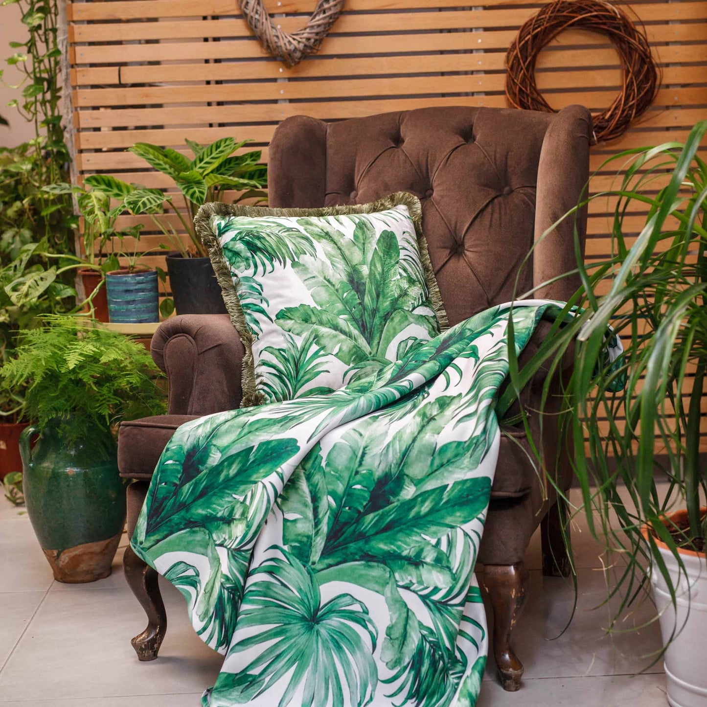 Velvet decorative pillow