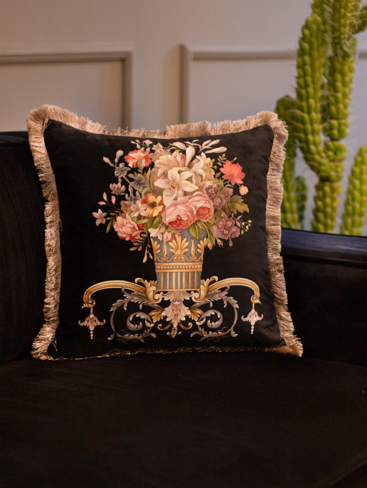 Decorative pillow with a flower motif