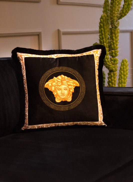 Decorative pillow with an antique motif