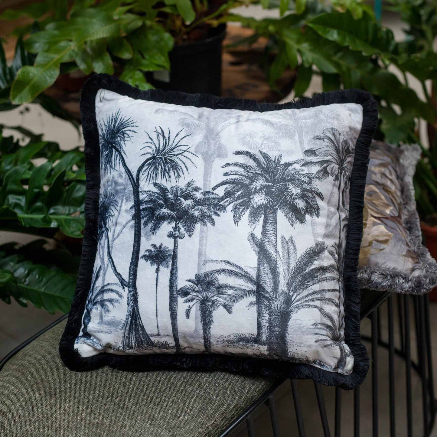 Decorative velvet pillow with palm print EY101
